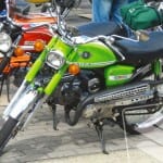 Bromfietsen dus, in Wellen